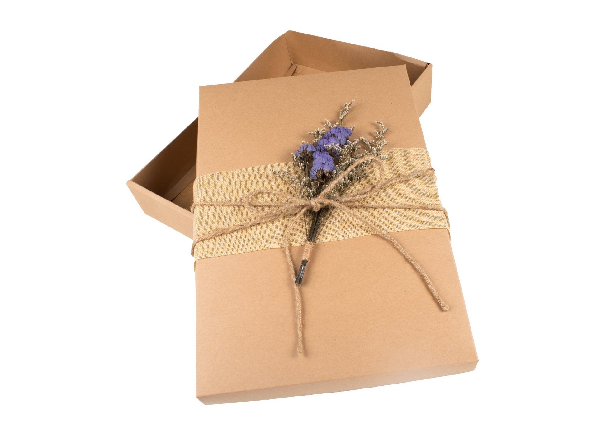 CCcollections Gift Boxes with Dried Flowers | Unique Gift Wrapping Ideas - CCCollections